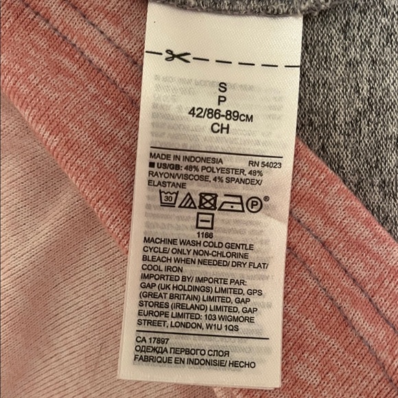Banana Republic Luxespun Curved Hem T-shirt Gray & Pink Soft Lightweight Size S - Picture 8 of 10